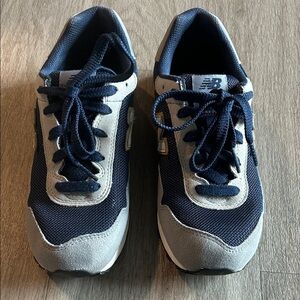 New Balance Kids Sneakers - Navy and Gray
